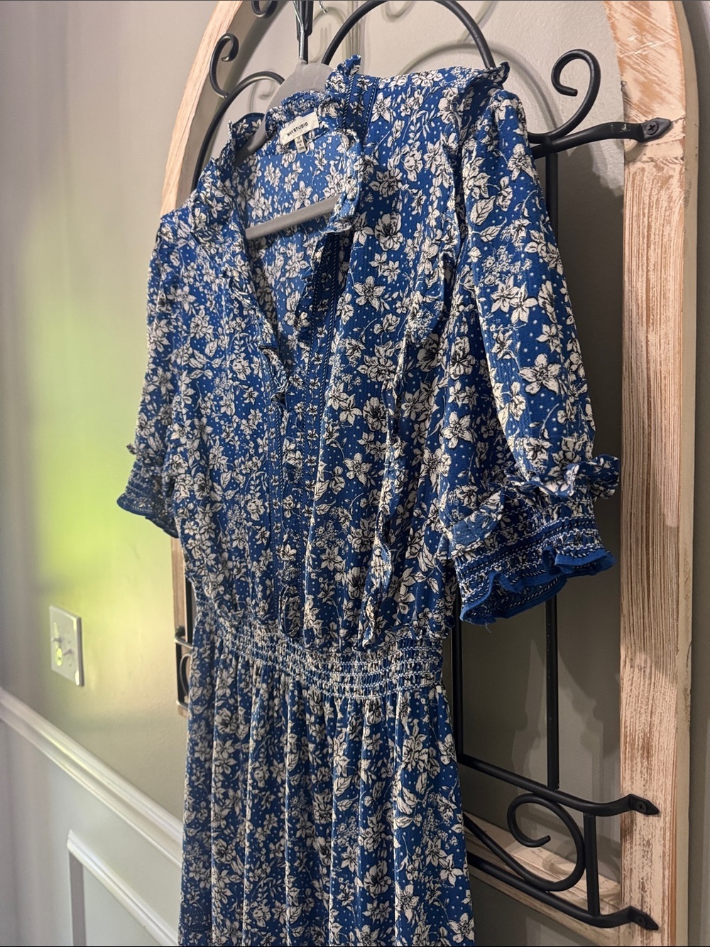 Max Studio Blue and White Floral Maxi Dress 1X feminine lightweight peasant - Picture 11 of 14